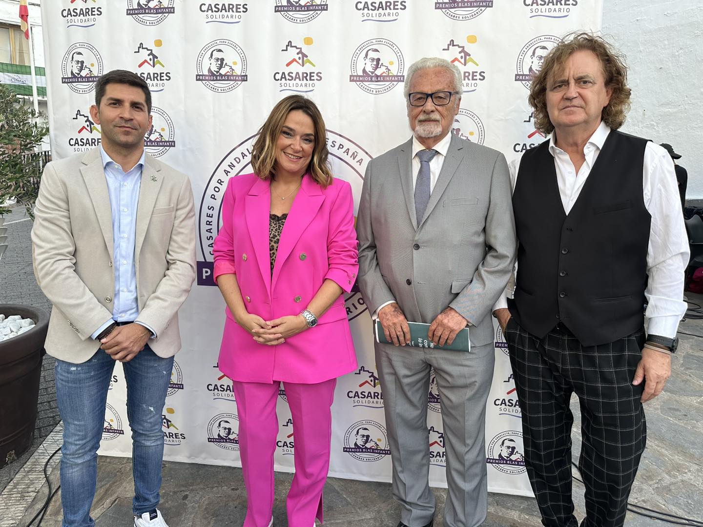 De izq. a der., Juan Luis Villalón, Toñi Moreno, Jesús Maeztu y Paco Damas