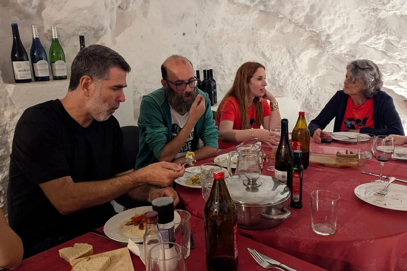 Villa 42. Comer en Casares